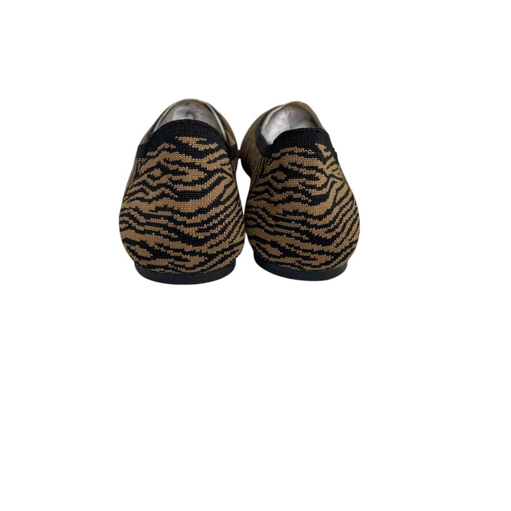 NWT MIA Womens Black Tan‎ Slip-On Animal Print Flats Size 7 - Picture 3 of 5